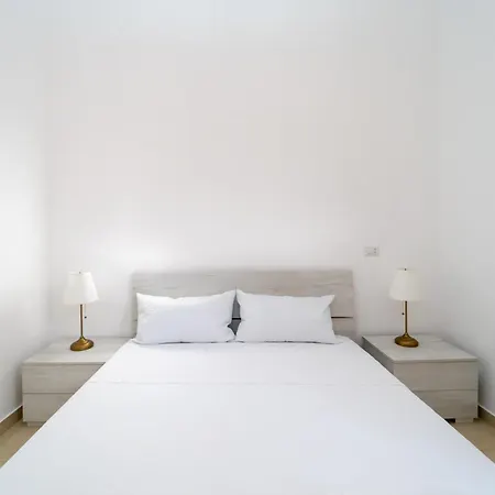 Kami Holiday home *